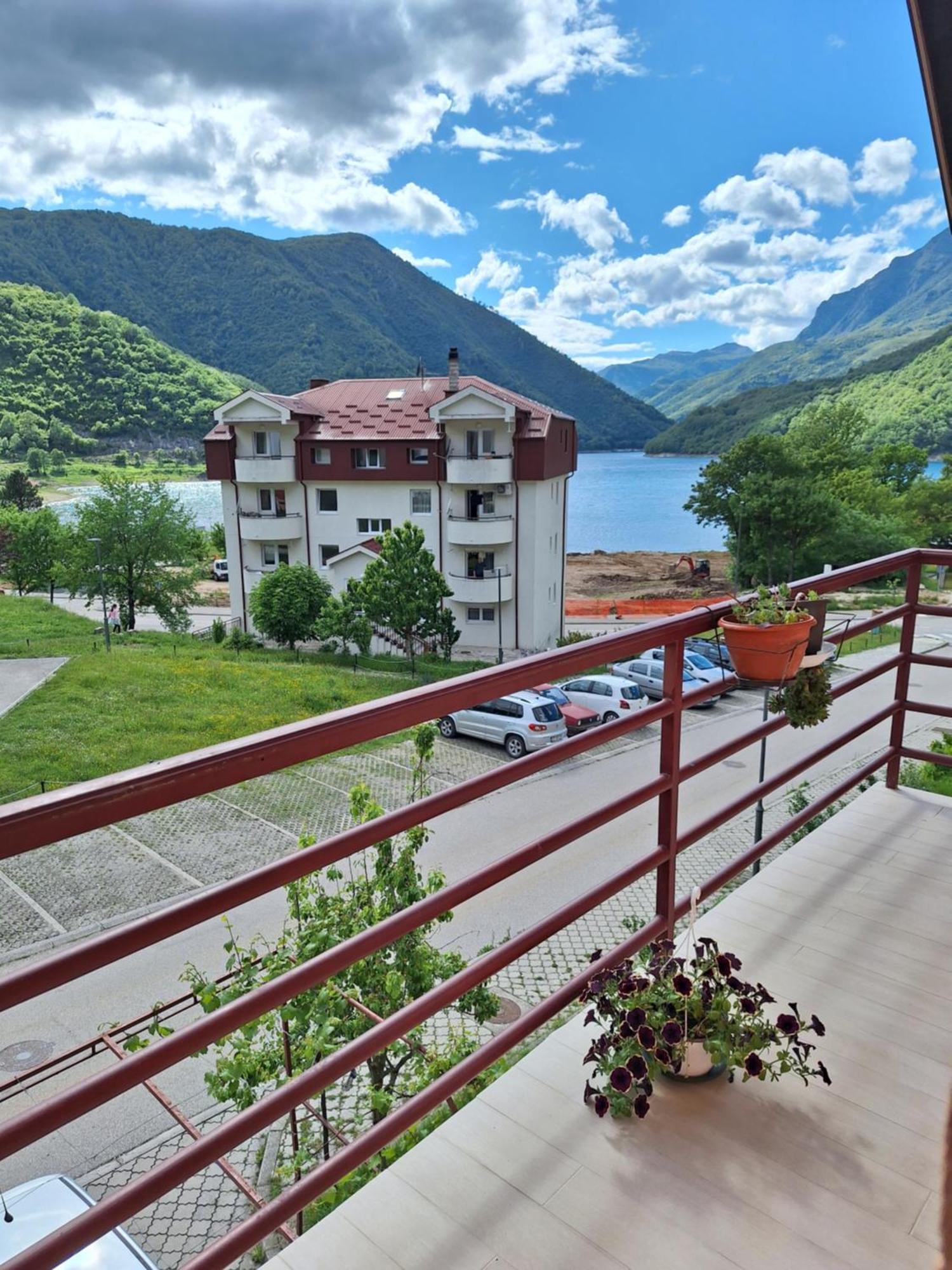 Apartmani Lena Plužine Eksteriør bilde